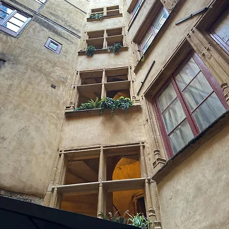 St Jean Vieux